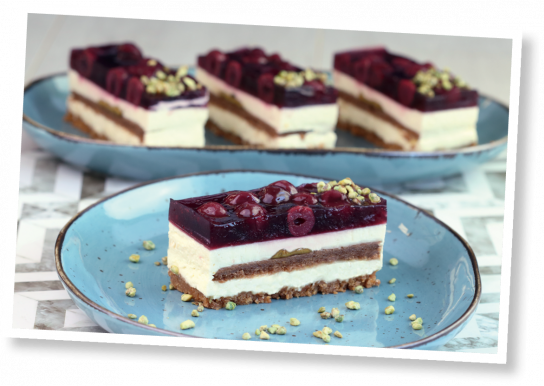 meggyes piszt&aacute;ci&aacute;s_720