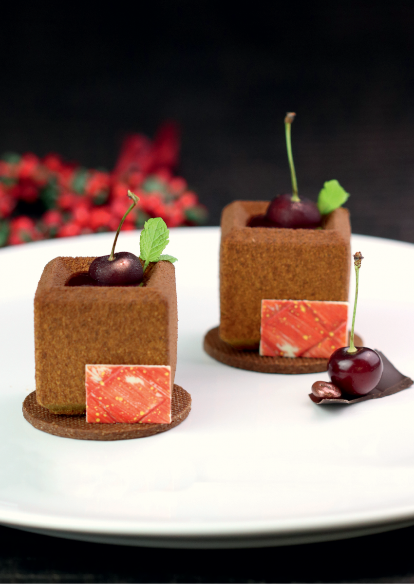 Klasszikusok &uacute;j k&ouml;nt&ouml;sben_sub_3058